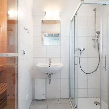 Semesterbostad Strandpark H090