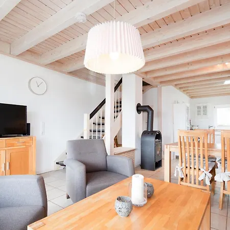 Semesterbostad Strandpark H090 Sierksdorf